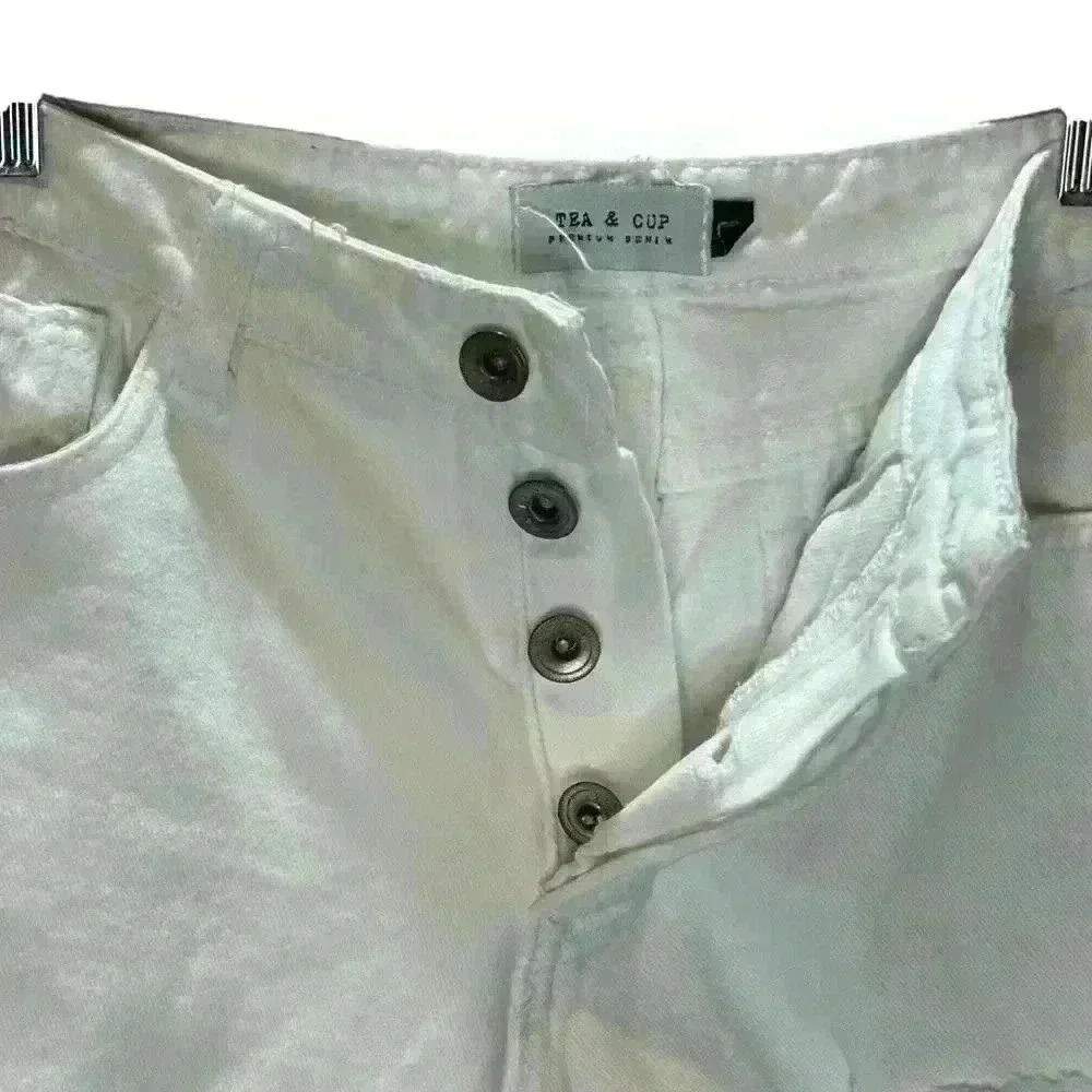 Tea and Cup distressed white jeans size 3 - Picture 12 of 15